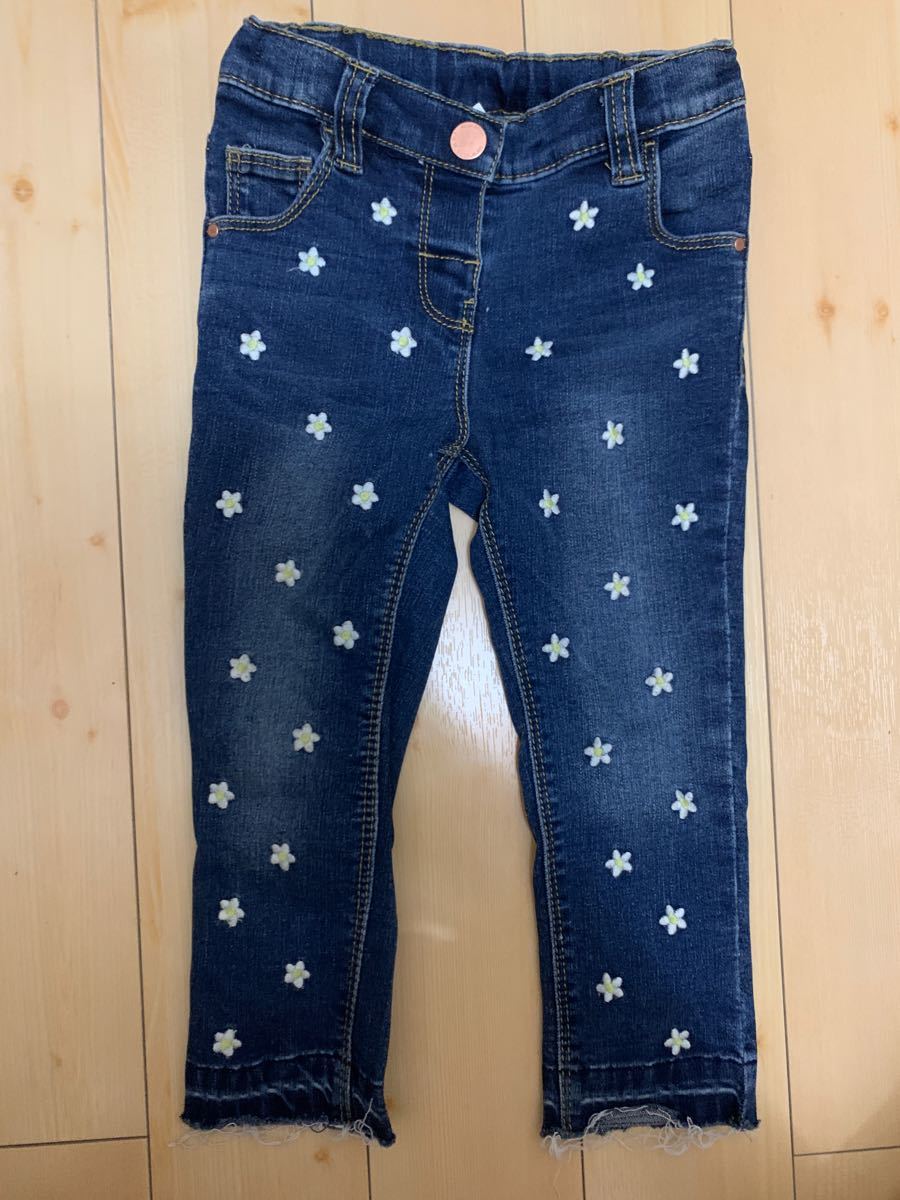 next 花柄刺繍デニムパンツ|PayPayフリマ