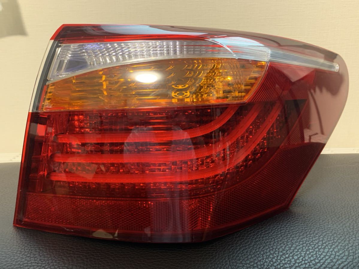レクサス LS600h テールランプ(右)運転席側 www.stockline.it