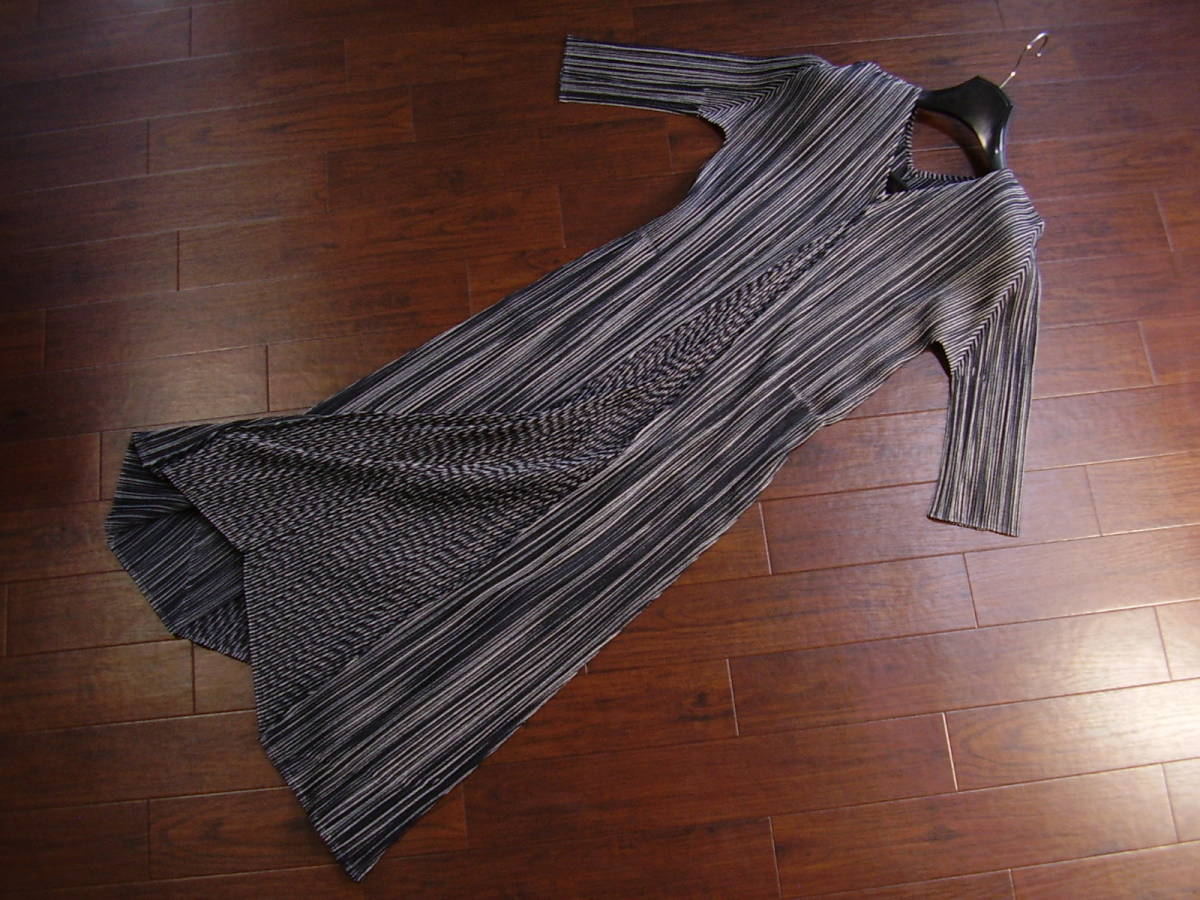 Ｅ10■試着程度　　PLEATS PLEASE ISSEY MIYAKE　プリーツプリーズイッセイミヤケ　 ワンピース　 size5_受取連絡が週末～翌週になる方は入札厳禁