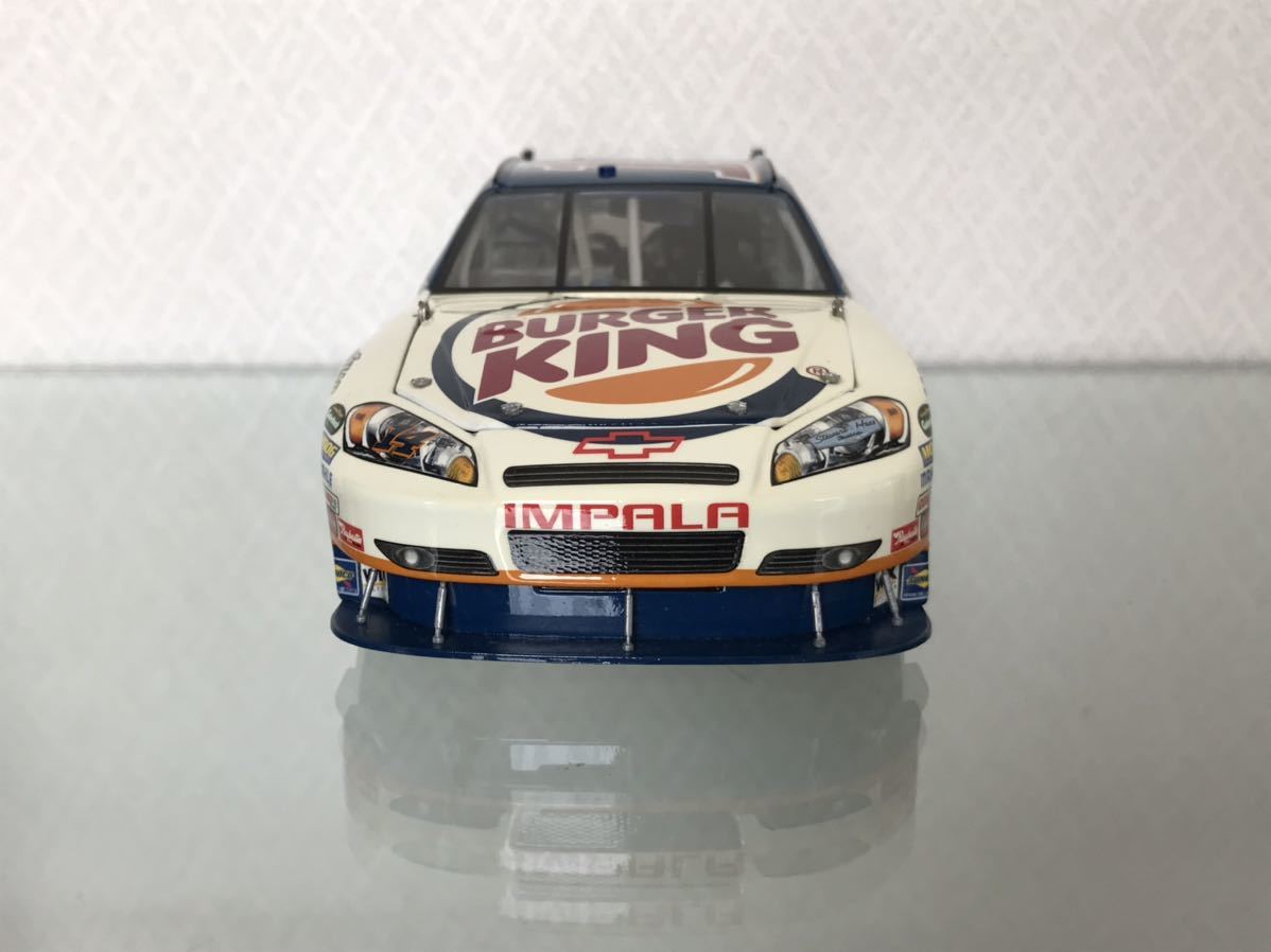 送料無料　1/24 バーガーキング インパラ ストックカー ナスカー ミニカー ACTION STOCK CAR BURGER KING NASCAR Stewant Haas IMPALA