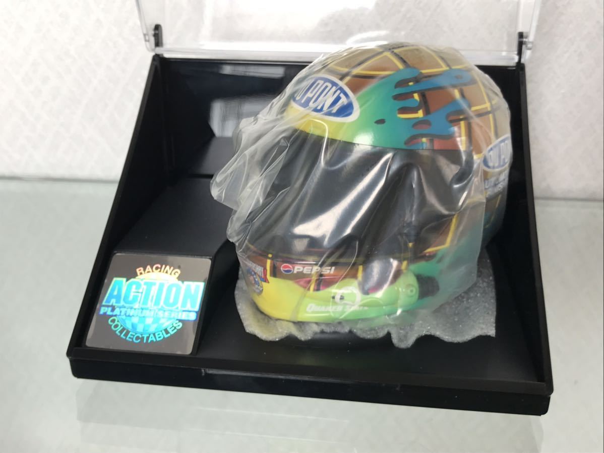 送料無料　1/4 ジェフ ゴードン　ヘルメット　ナスカー　ストックカー　ACTION JEFF GORDON NASCAR STOCK CAR HELMET