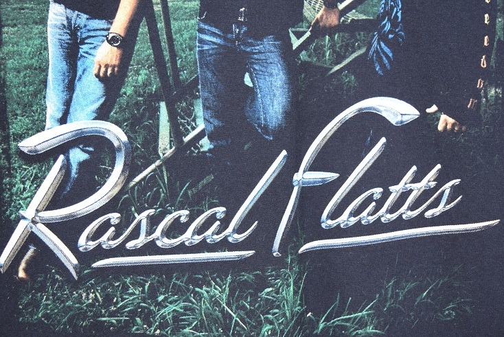 【送料無料】 ラスカルフラッツ クルーネック ミュージック Tシャツ ロックTシャツ メンズM Rascal Flatts ツアーTシャツ 古着  BB0472