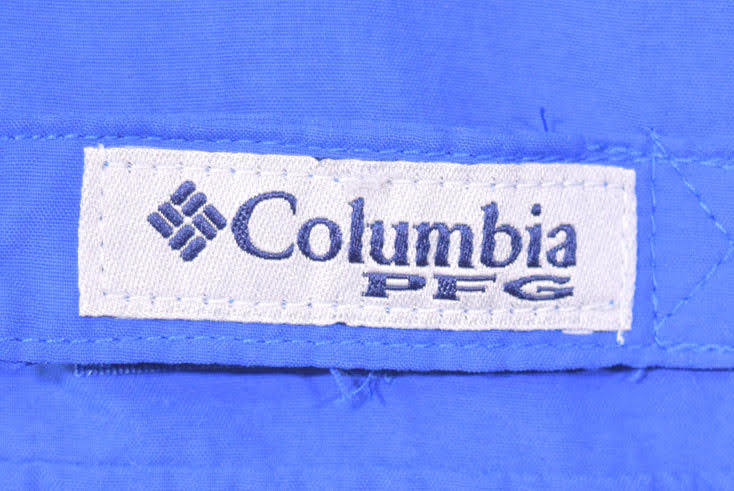 【送料無料】 コロンビア PFG アウトドア フィッシングシャツ ナイロンシャツ 長袖シャツ メンズM 青色 刺繍ロゴ Columbia 古着 CA0838