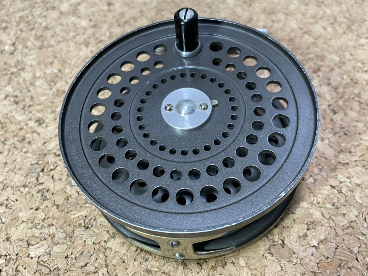 即決 稀少 オールド ORVIS CFO V 5 オービス fly reel C.F.O. Orvis フライリール 美品 機関好調