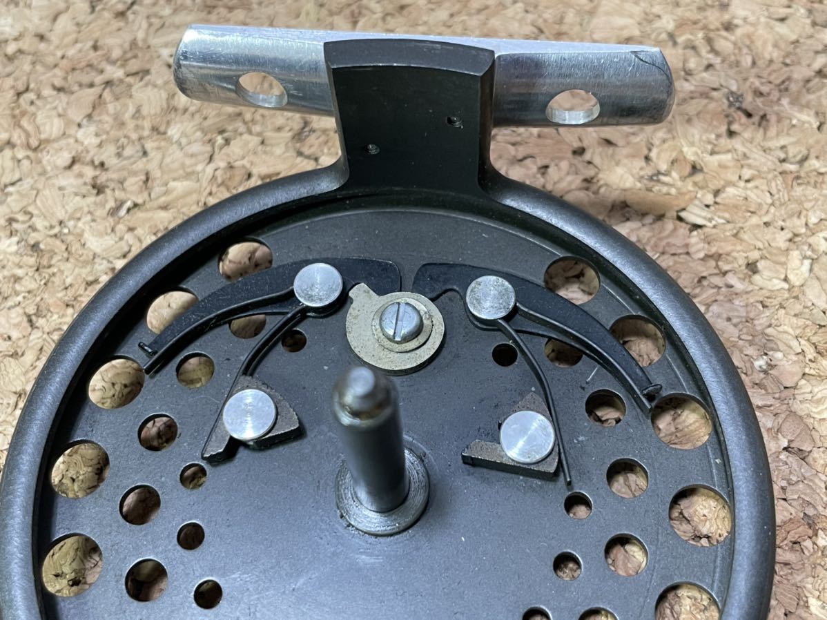 即決 稀少 オールド ORVIS CFO V 5 オービス fly reel C.F.O. Orvis フライリール 美品 機関好調