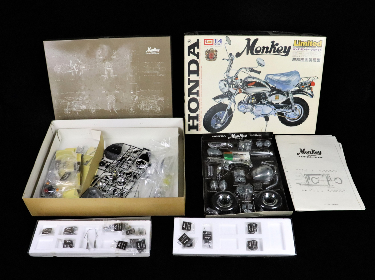 IMAI HONDA Monkey Limited イマイ ホンダ モンキー リミテッド Z50J-I プラモデル 1/4スケール 超精密金属模型 箱付 オートバイ 040JRCH63_画像2