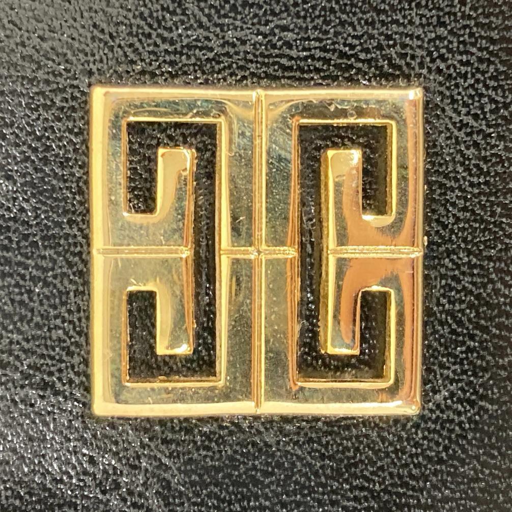 GIVENCHY ジバンシー ジバンシィ セカンドバッグ クラッチバッグ ロゴ