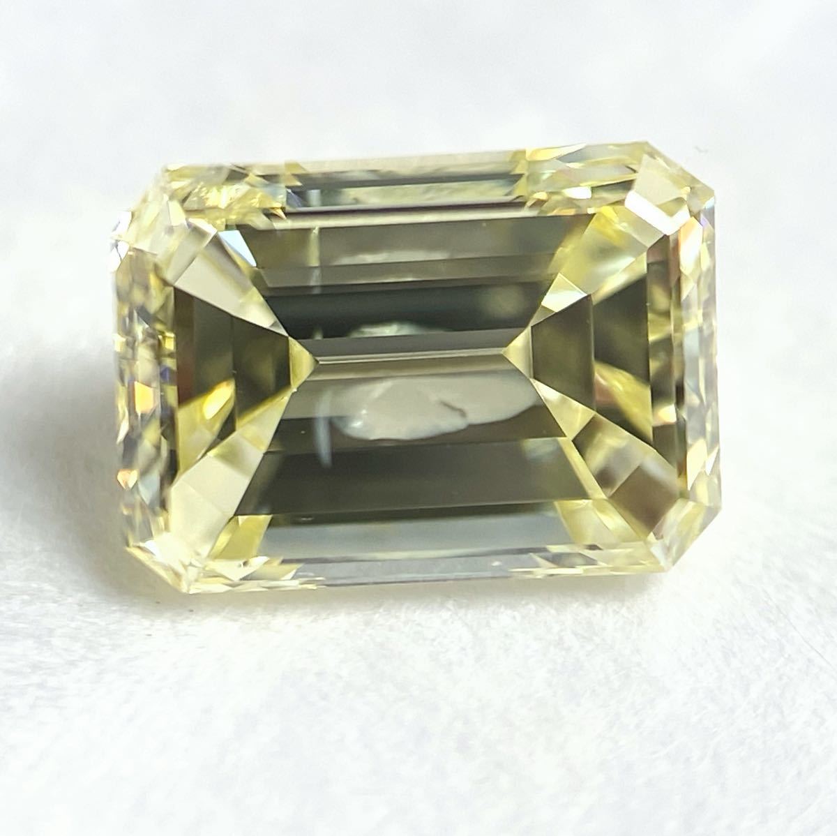 世界的に 天然イエローダイヤモンド 0.209ct ルース FANCY YELLOW SI1