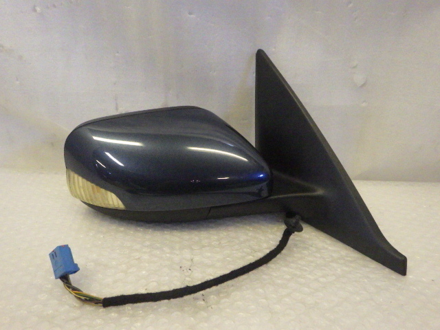 * Volvo V50 MB5244 * right door mirror 8 pin 