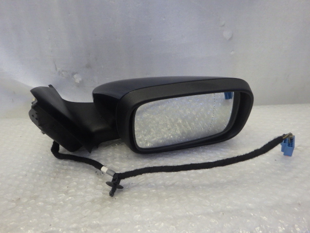 * Volvo V50 MB5244 * right door mirror 8 pin 