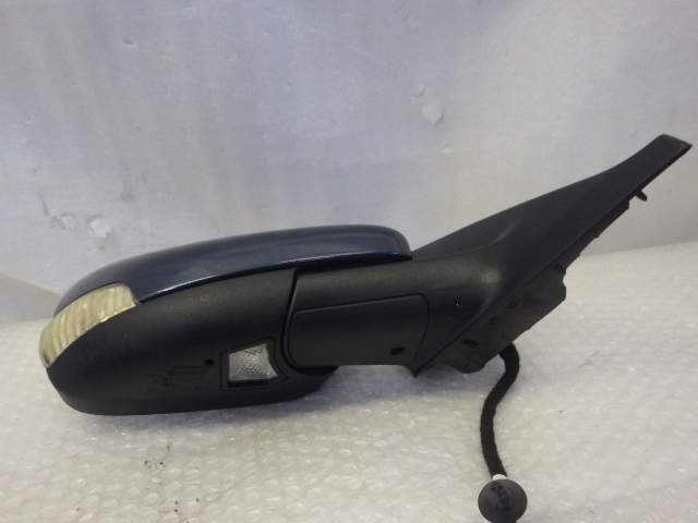 * Volvo V50 MB5244 * right door mirror 8 pin 