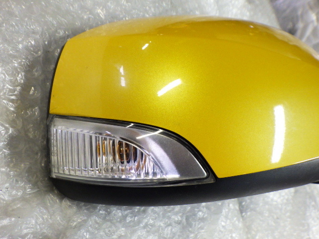 * Megane Renault Sport Red Bull racing RB7 DZF4R* right door mirror winker attaching 8 pin side mirror original used GNE