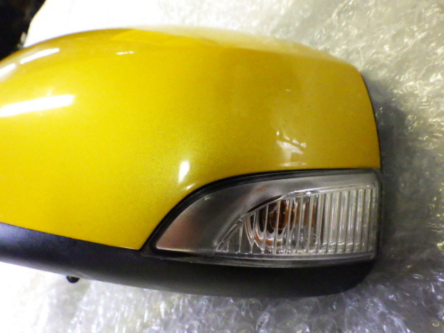 * Megane Renault Sport Red Bull racing RB7 DZF4R* left door mirror winker attaching 10 pin side mirror original used GNE