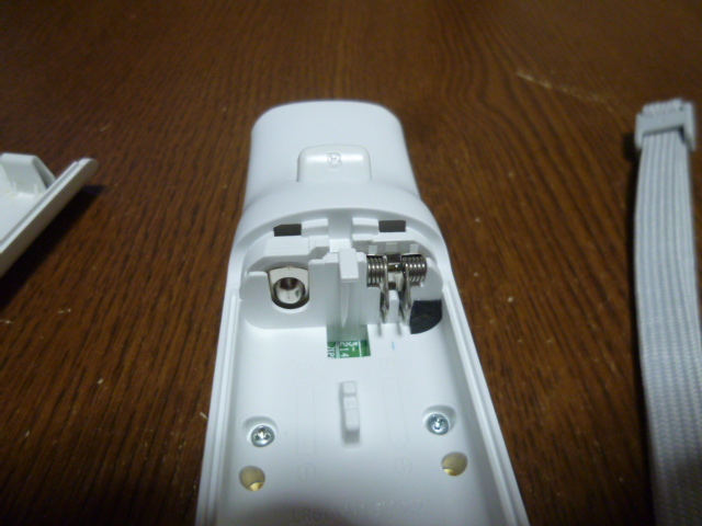 R061《送料無料 即日発送 動作確認済》Wii　リモコン　コントーラ　ストラップ　VL-003 任天堂　純正　白　ホワイト