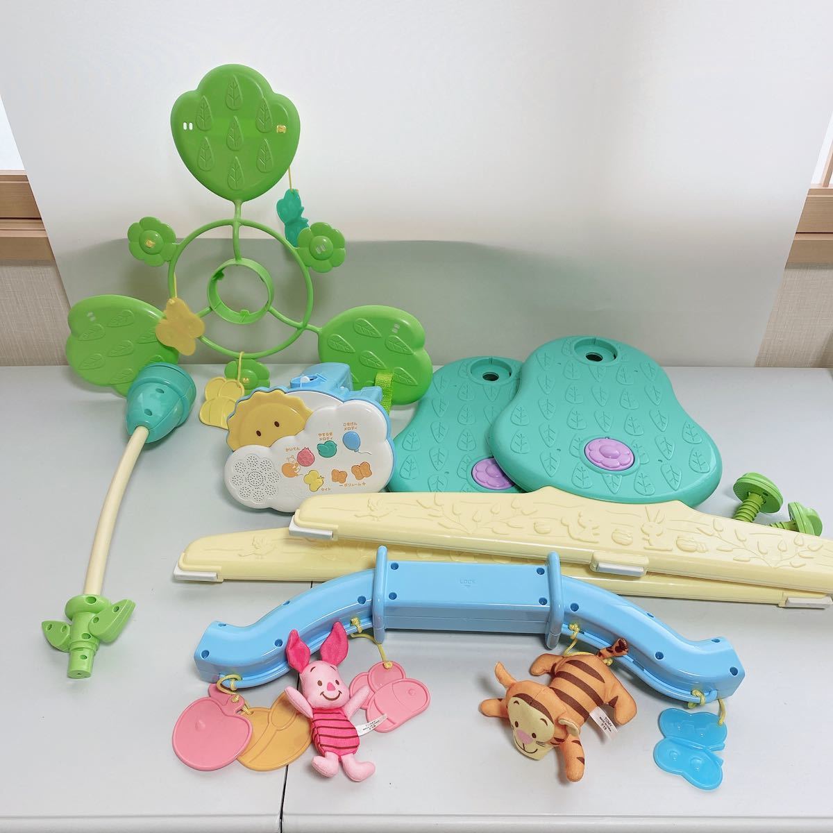 美品 くまのプーさん えらべる回転6WAY ジムにへんしんメリー 美品 くまのプーさん えらべる回転6WAY ジムにへんしんメリー