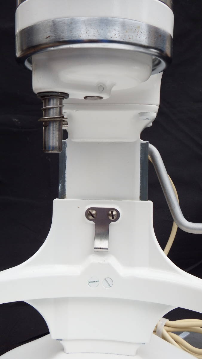 White Kitchenaid Stand Mixer K5SS MIXER 300W 115V 60HZ 5QT 動作確認済みの画像7