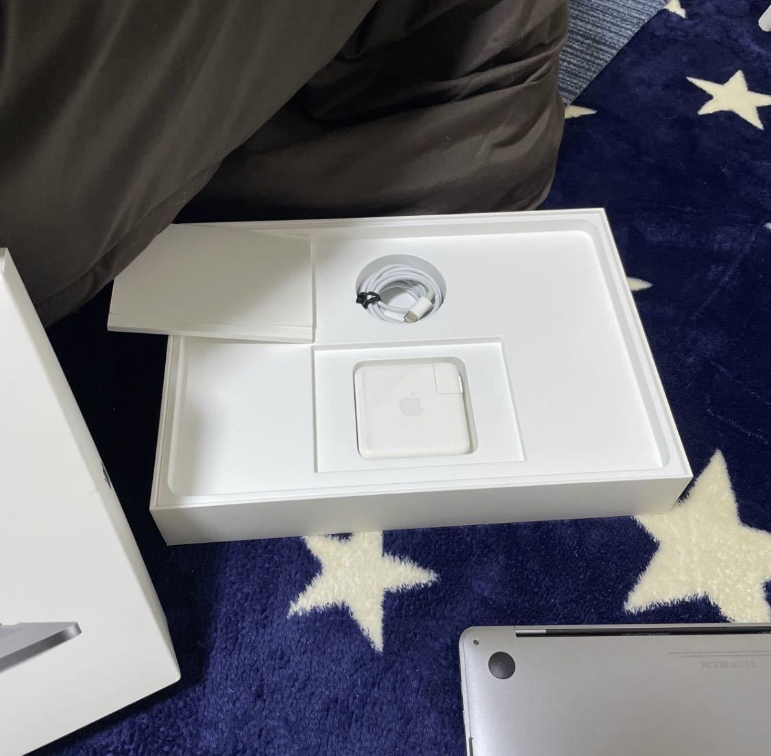 MacBook Pro late2016 13inch touch bar搭載 美品 完動品