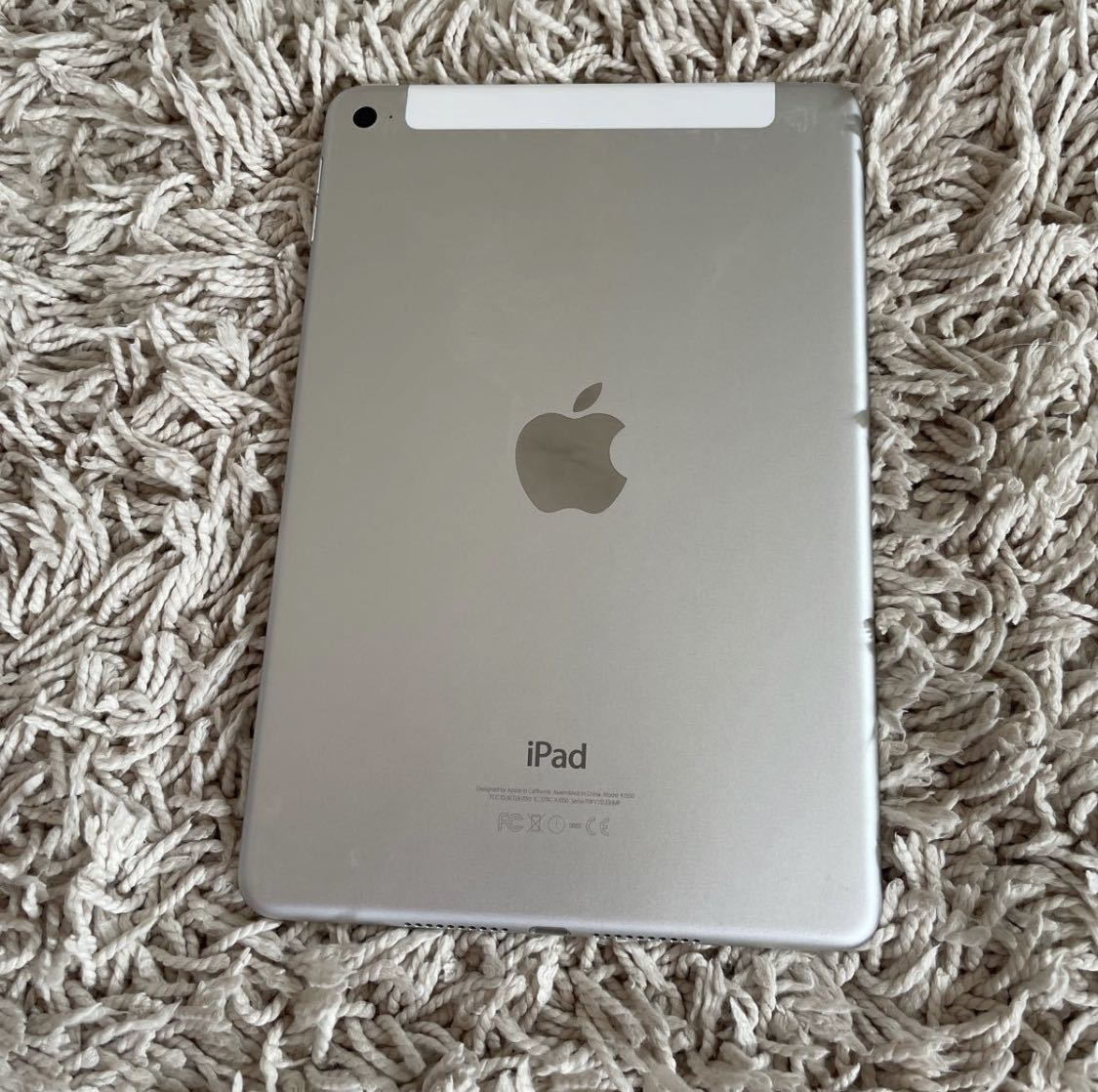 iPad mini 4 128GB セルラー端末 美品 完動品