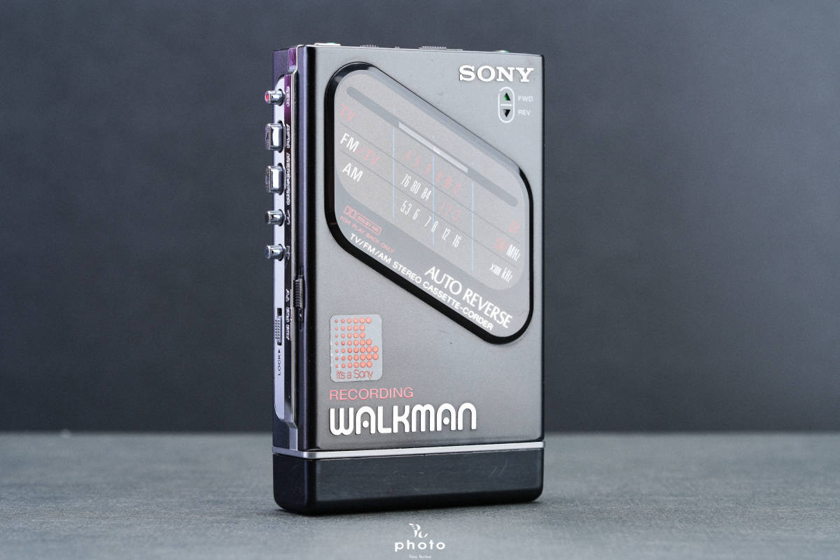 ☆極上美品・動作〇☆ SONY ソニー WALKMAN FM/AMラジオ ポータブル