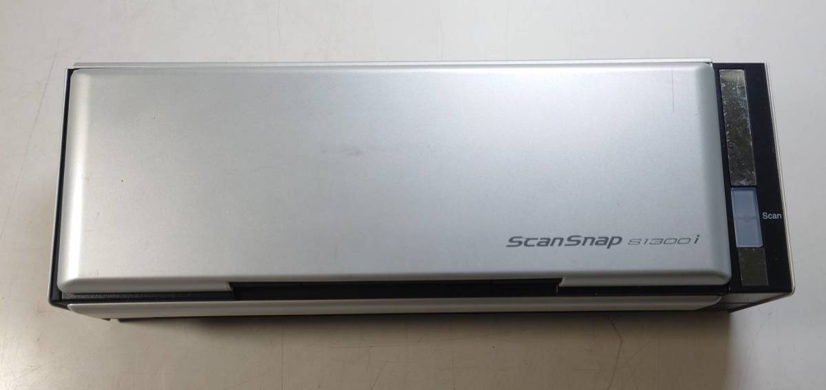 KN2422 【ジャンク品】富士通 FUJITSU ScanSnap FI-S1300B 本体のみ_画像1