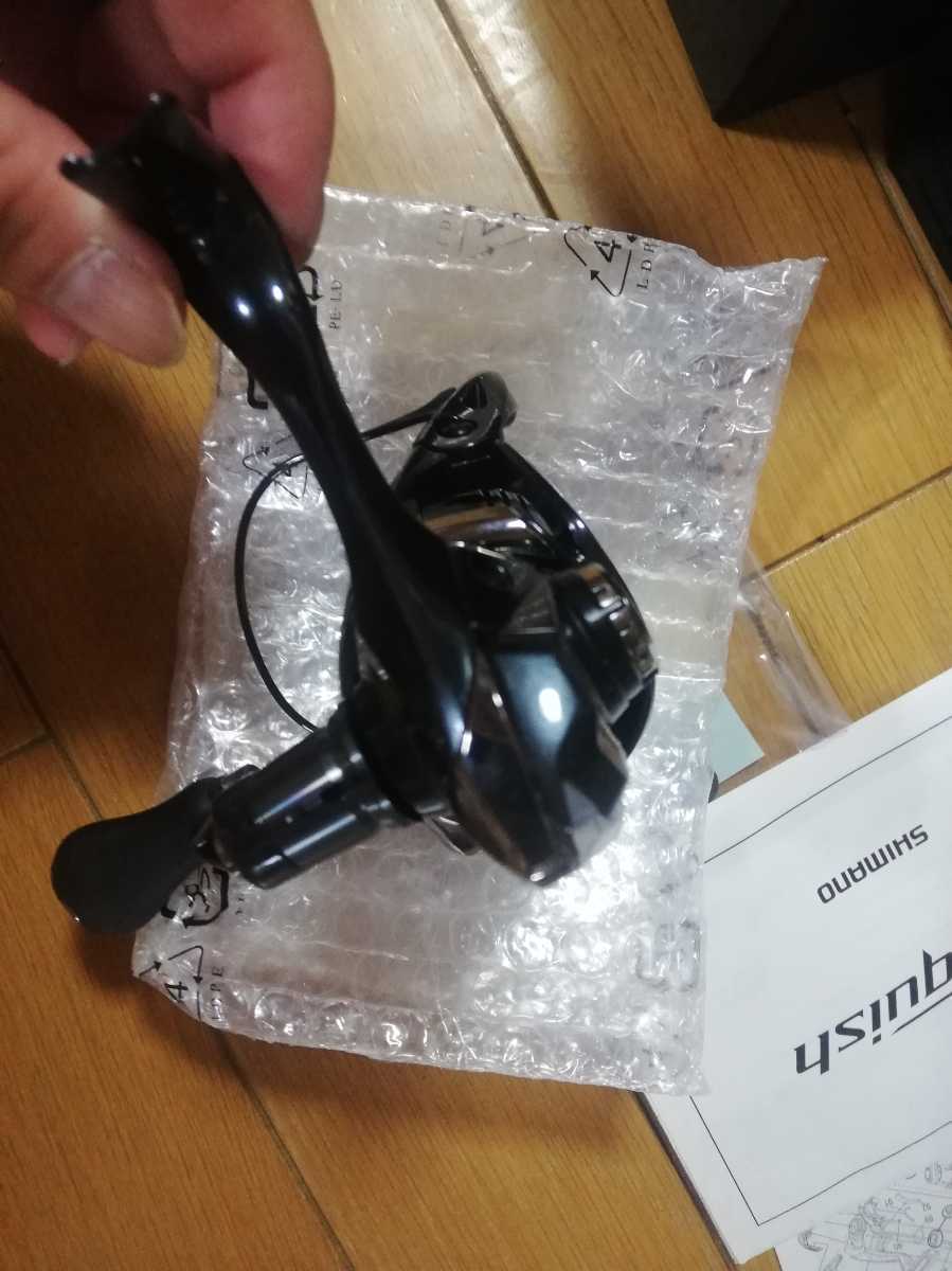 超美品!シマノ ヴァンキッシュ 2500S VANQUISH スピニングリール 超美品!シマノ ヴァンキッシュ 2500S VANQUISH スピニングリール