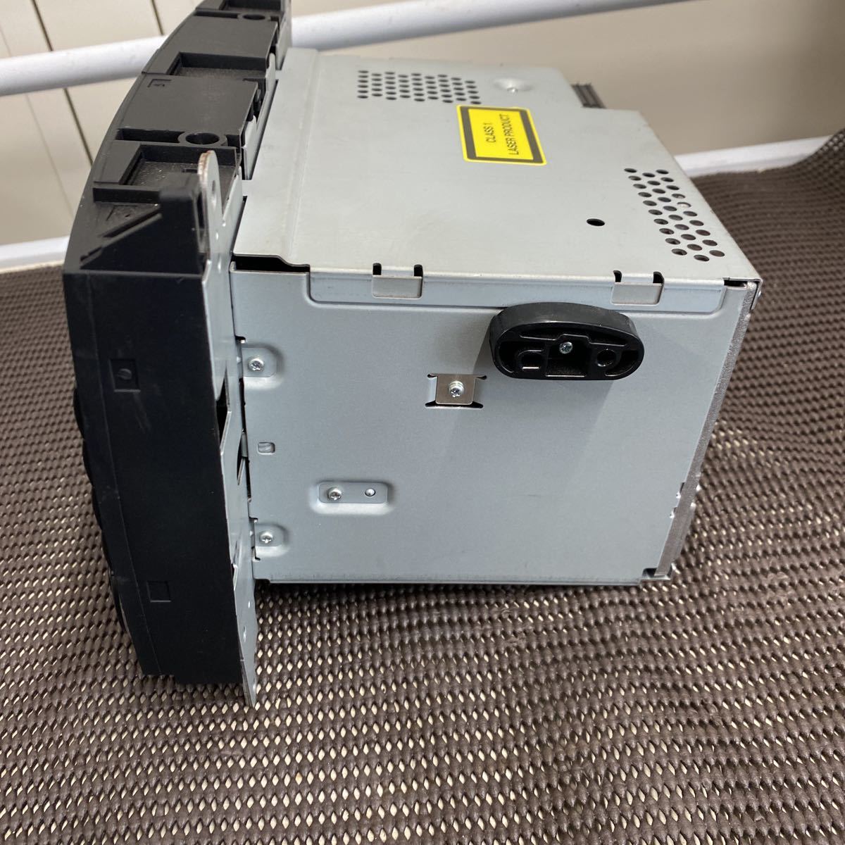 Mercedes CD MODEL NO.MF2552 работоспособность не проверялась Junk 