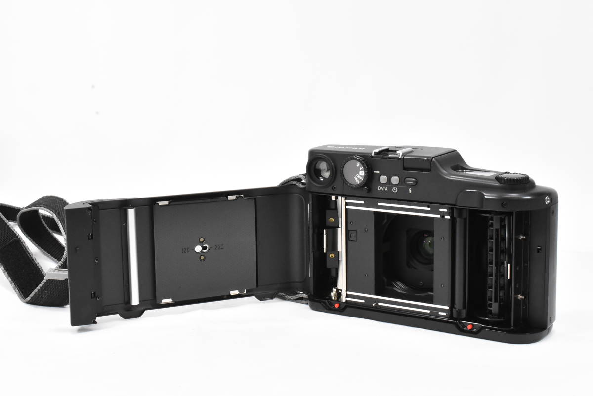訳あり　FUJIFILM 富士フイルム GA645W Professional 1:4 45mm 6×4.5wide カメラブラック (t1405)_画像4