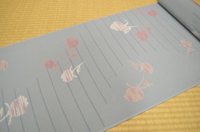 【送料無料】絹のようにしなやか　東レ シルック　上質　小紋 反物　着物　グレー　花柄　shirukku-056