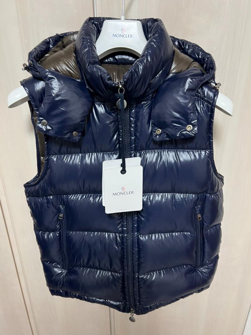 ☆新品未使用タグ付き☆本物保証! MONCLER BORMES ダウンベスト 3 L