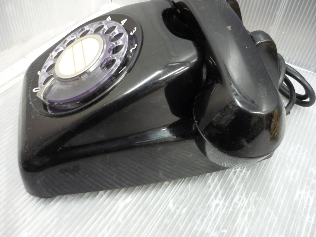 ジャンク品 昭和 レトロ アンティーク ダイヤル式 電話機 610-A2 黒電話 日本電信電話公社の画像2