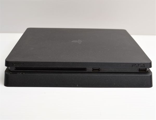Y998L73T//PS4 本体 500GB ブラック SONY PlayStation4 CUH-2000A Jet Black / ワイヤレスコントローラー CUH-ZCT2J ※現状品_画像2