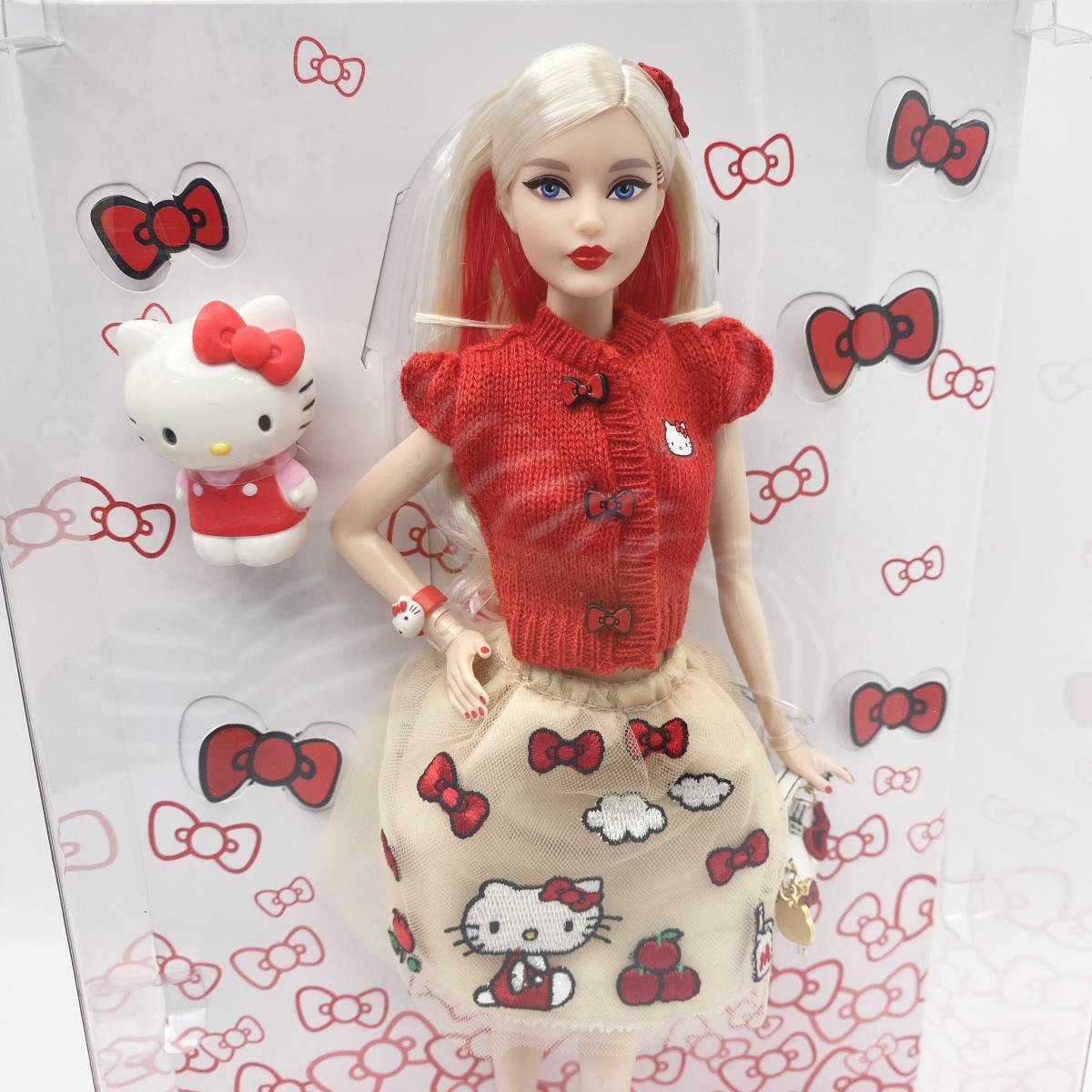 新品】Barbie Hello Kitty バービー ハローキティ コラボ バービーコレクターズ 1000体限定 バービー人形 キティ 