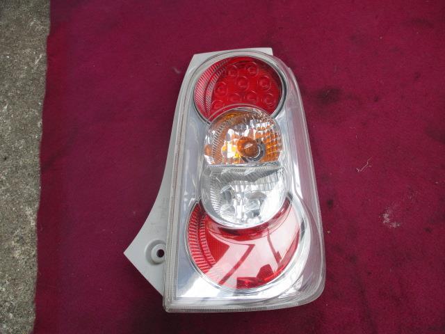 ミラココア DBA-L675S 右テールランプ www.expressinter.com