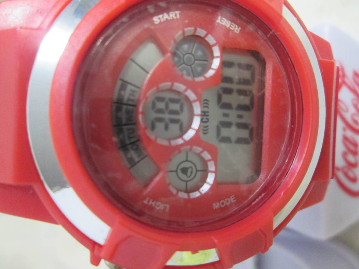 コカ・コーラ 　デジタルウオッチ　アナログ　　　 ４種類で　新品　腕時計　テストOK　　送料は説明欄に記入_画像4