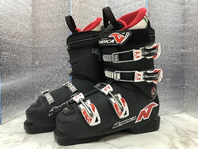 1★ NORDICA(ノルディカ) DOBERMANN TEAM 70 23-23.5㎝ 277mm Jrレーシングモデル Jrスキーブーツ[札幌・店頭引き取り可]★1318_画像1