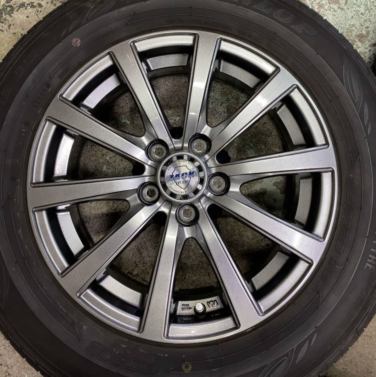 195/65R15・プリウス、ウィッシュなど・PCD100-5H・夏タイヤ+アルミ