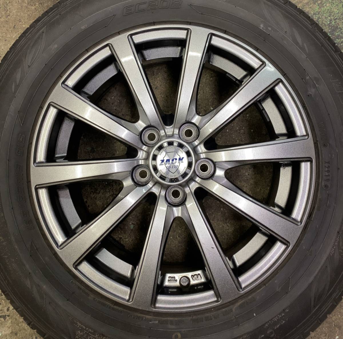 195/65R15・プリウス、ウィッシュなど・PCD100-5H・夏タイヤ+アルミ