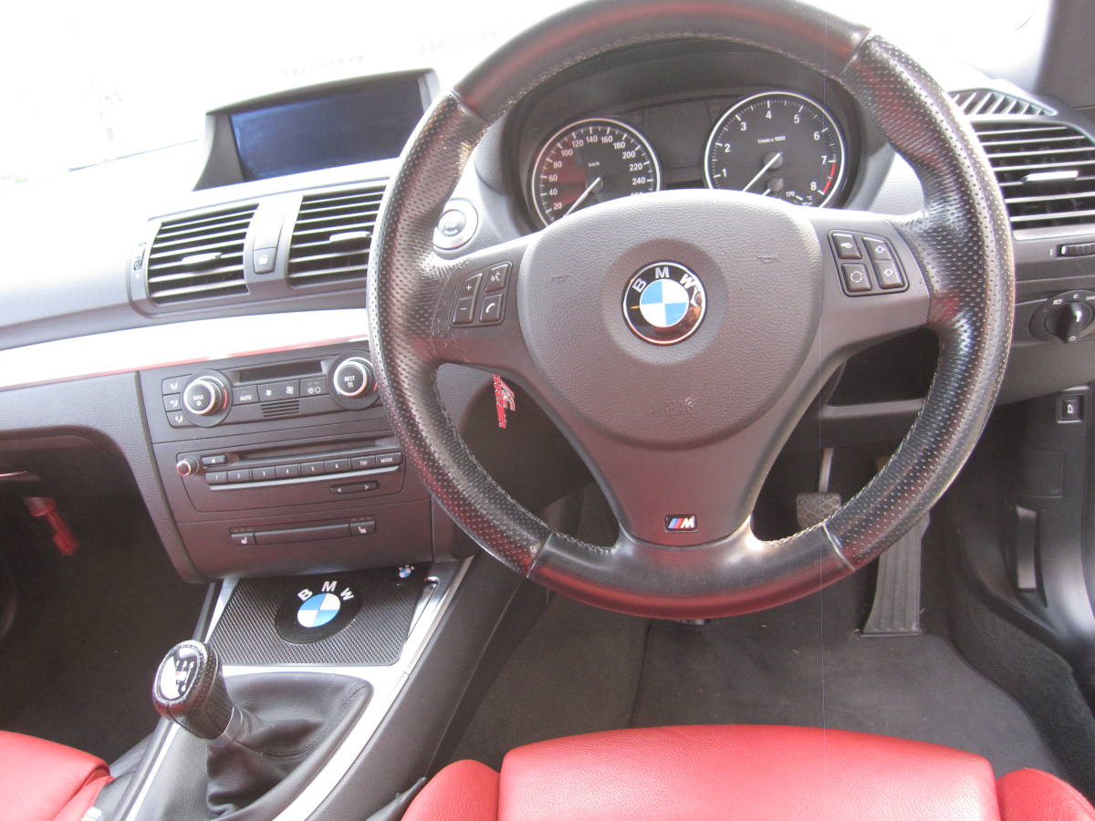 「希少車種　BMW 135i クーペ　2019年式 完全禁煙車　6速マニアル 推定380馬力 実質、1オーナー 個人出品」の画像3