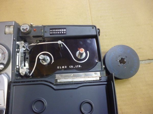 エルモ Elmo/Zoom 8-CZ/フィルムカメラ　11～33mm　F:1.8　ジャンク　　　　送料無料　_画像2