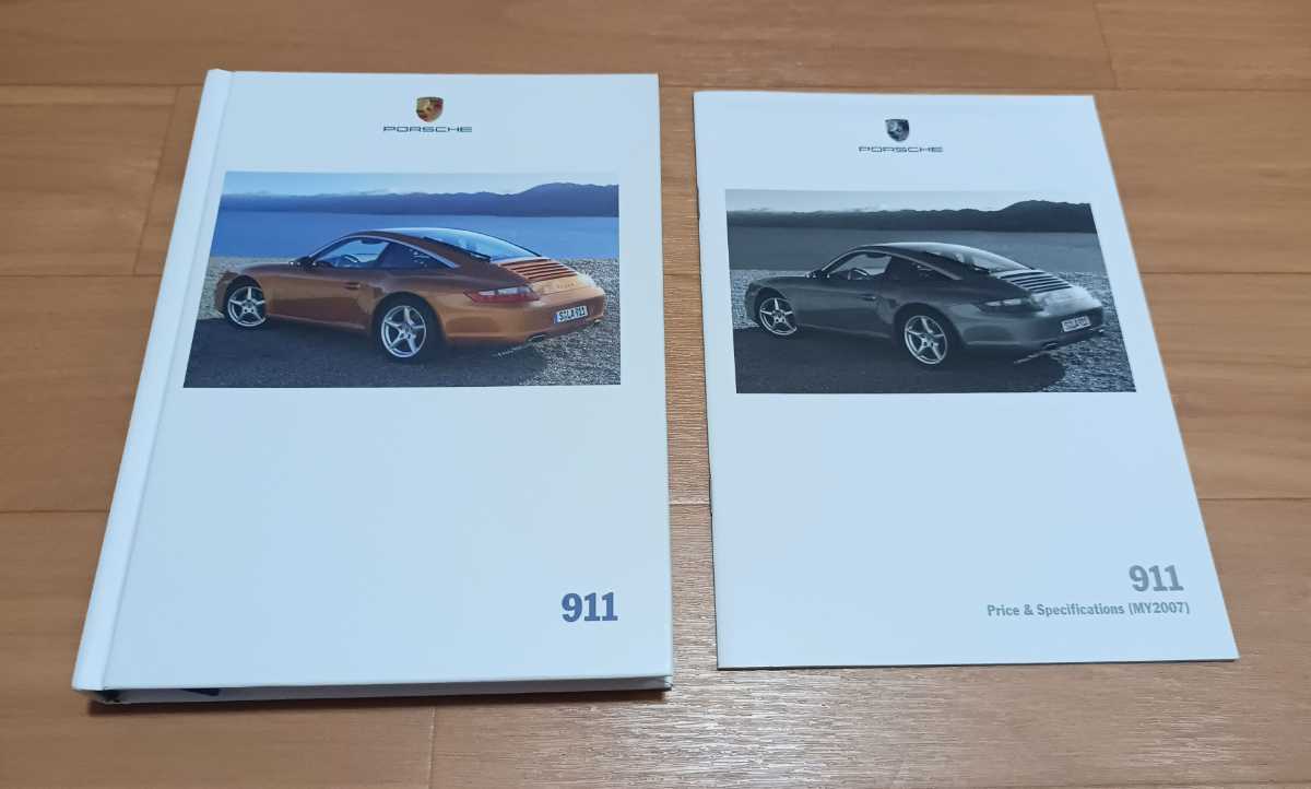 ポルシェ911カタログ２冊セット 2006年 日本語版(997前期)の画像1