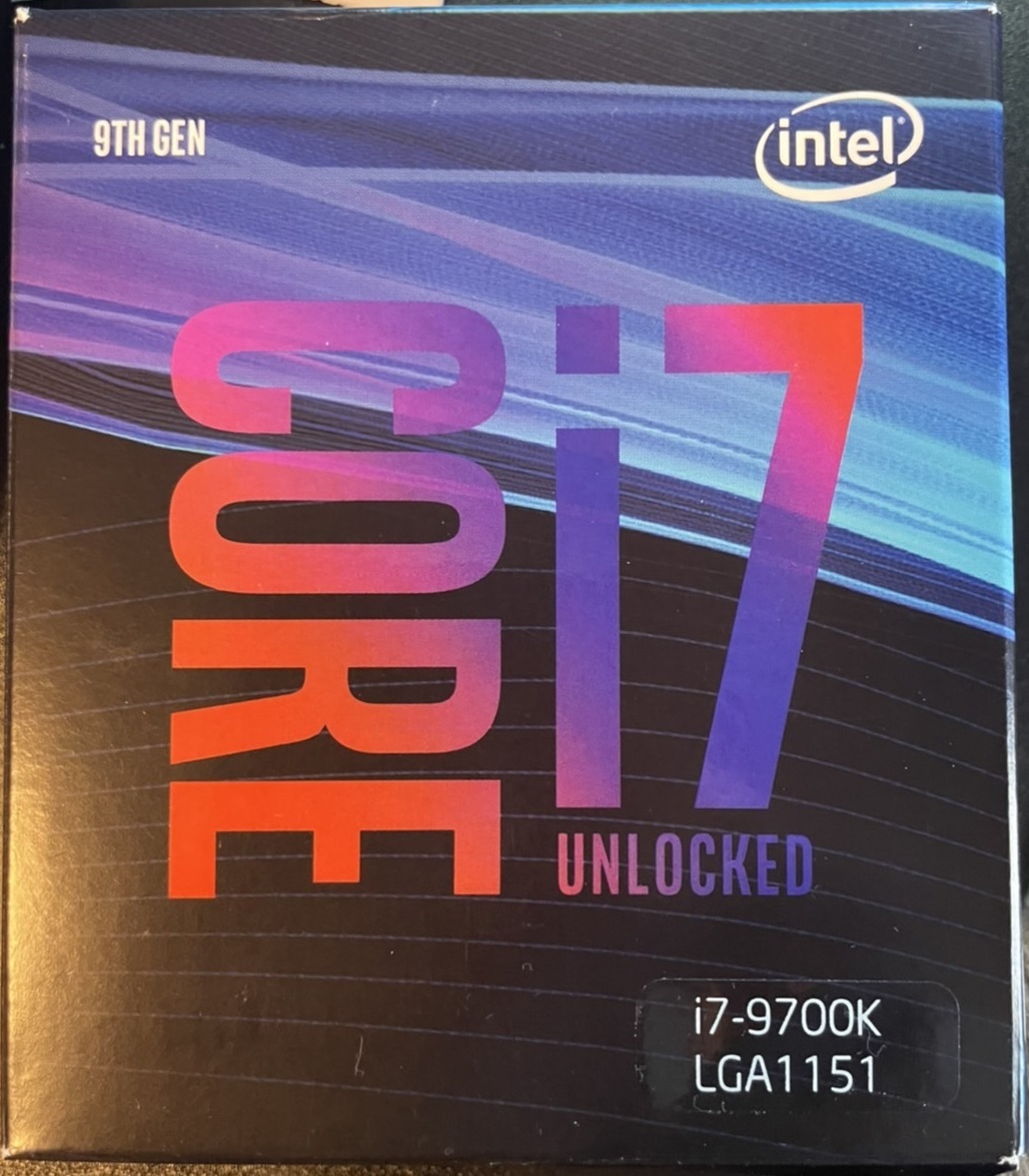 Intel core i7 9700k LGA1151（CoolerMaster CPUファン付き）