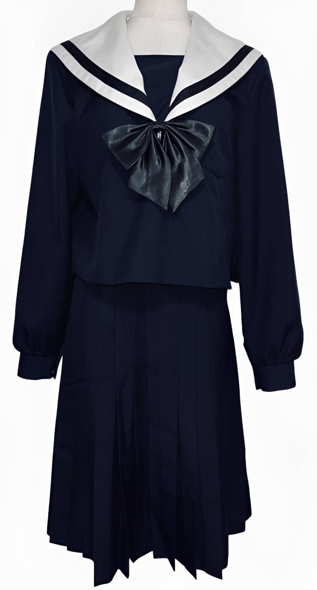 N高等学校 / 制服 / 卒業生保管品/ 指定品 / シャツ / スカート N高等学校 / 制服 / 卒業生保管品/ 指定品 / シャツ / スカート