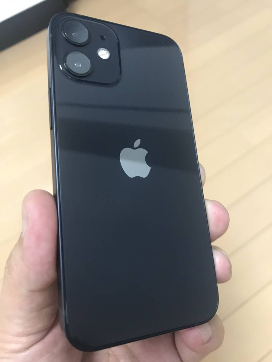 iPhone 12 mini ブラック 64 GB au SIMロック解除 訳有-