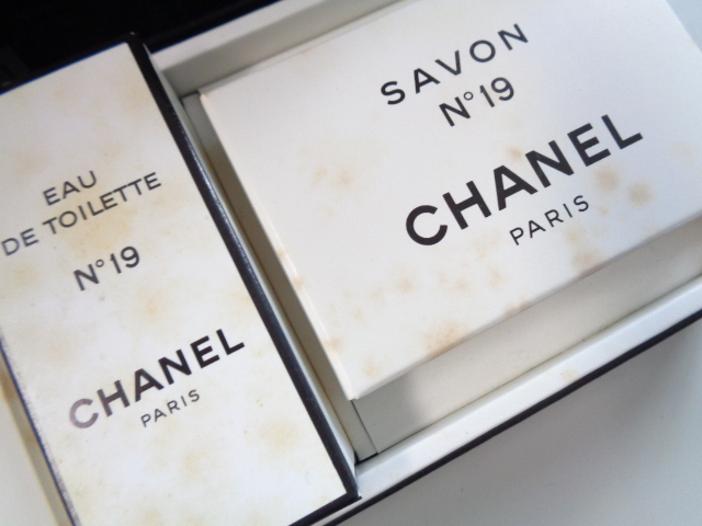 ヤフオク! - 4点セット まとめて 未使用品 未開封品 CHANEL ... ヤフオク! - 4点セット まとめて 未使用品 未開封品 CHANEL ...