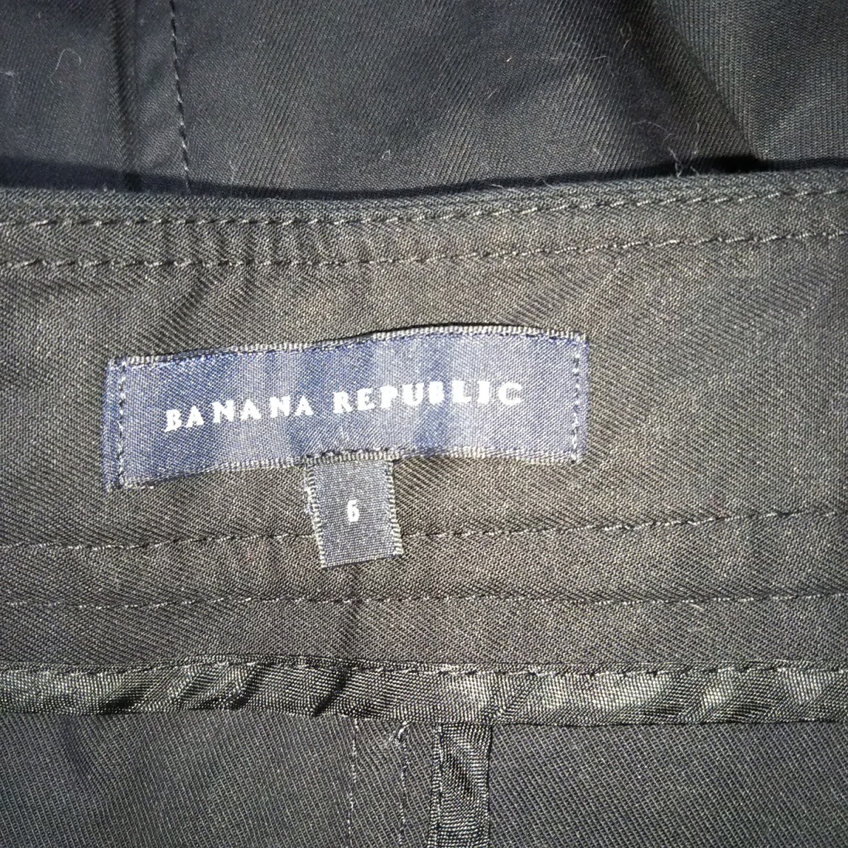 BANANA REPUBLIC 　黒タイトスカート　サイズ6_画像3
