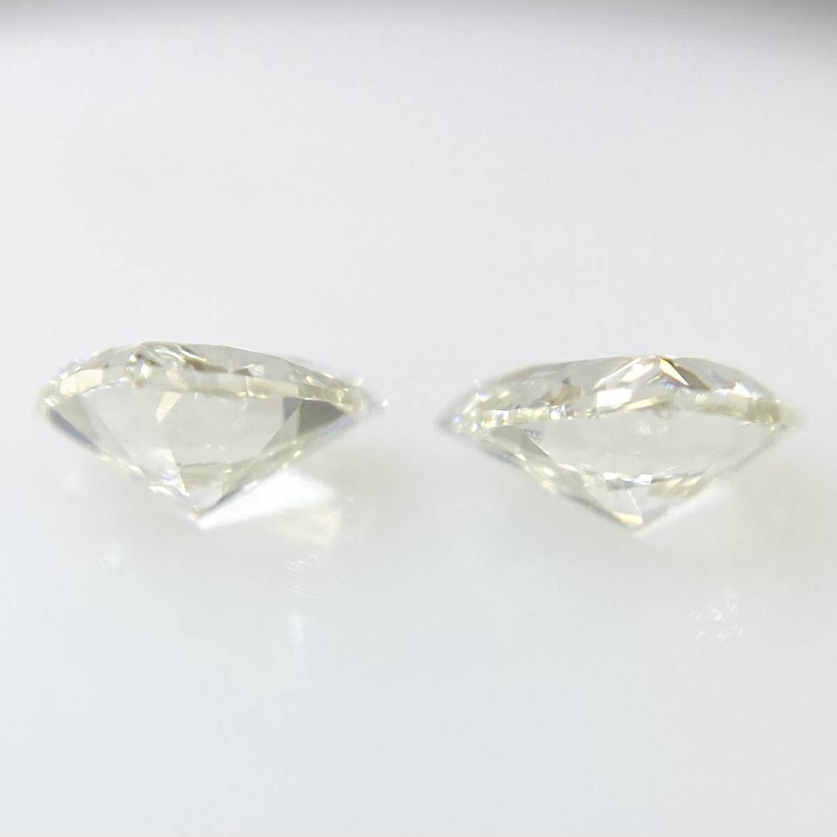 新作モデル トリリアントカット!セット石!0.293ct/0.275ct/RT1346