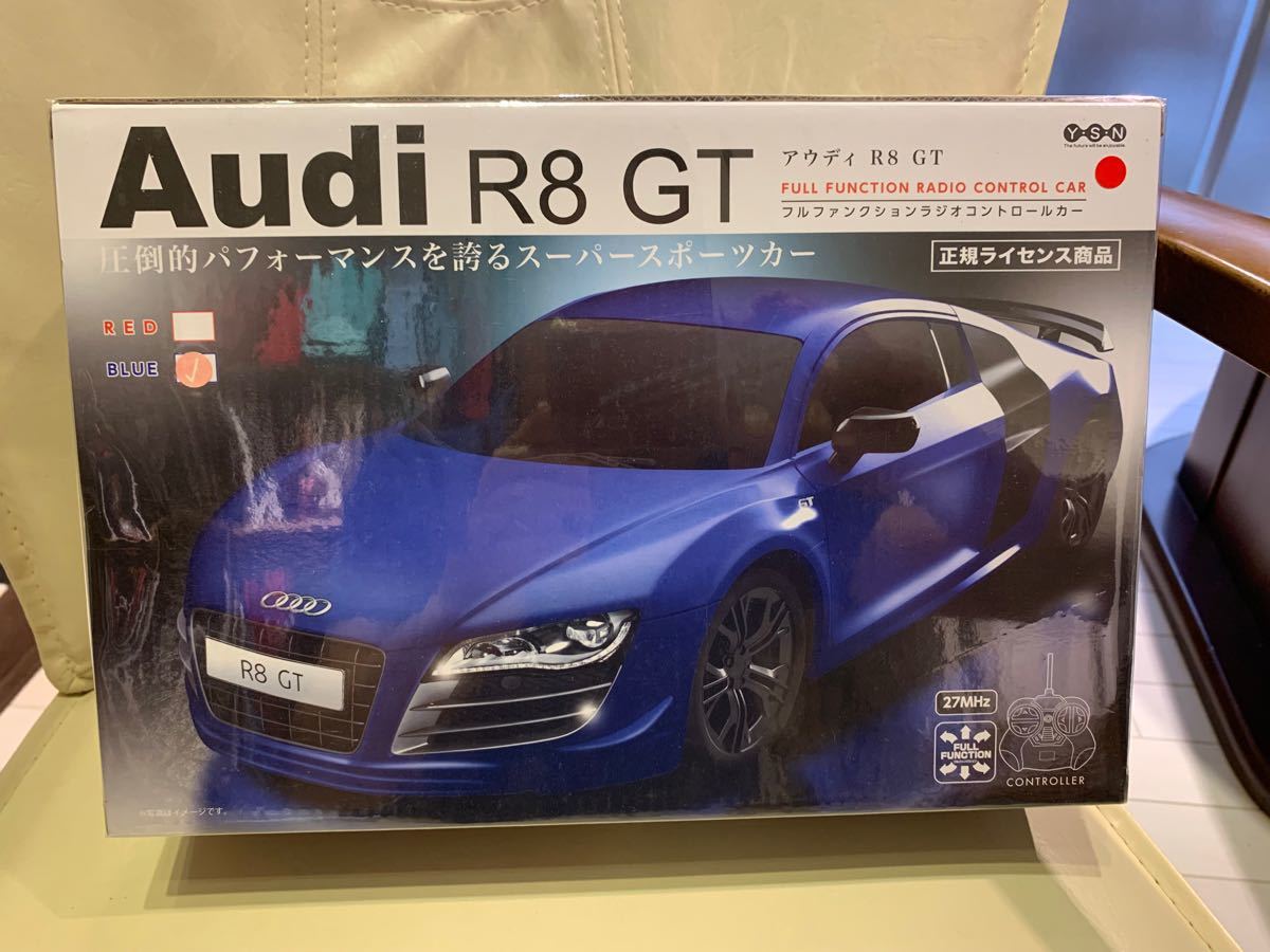 ラジコンカー Audi R8 GT【未開封】