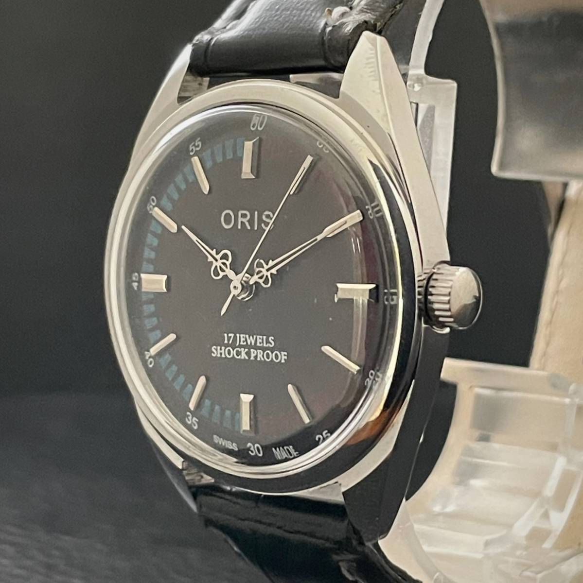 ◆激熱人気◆ 美品 ORIS オリス 1970'S ヴィンテージ 腕時計 メンズ手巻き アンティーク スイス 文字盤 ブラック14_画像4