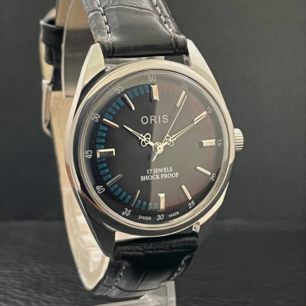 ◆激熱人気◆ 美品 ORIS オリス 1970'S ヴィンテージ 腕時計 メンズ手巻き アンティーク スイス 文字盤 ブラック14_画像3