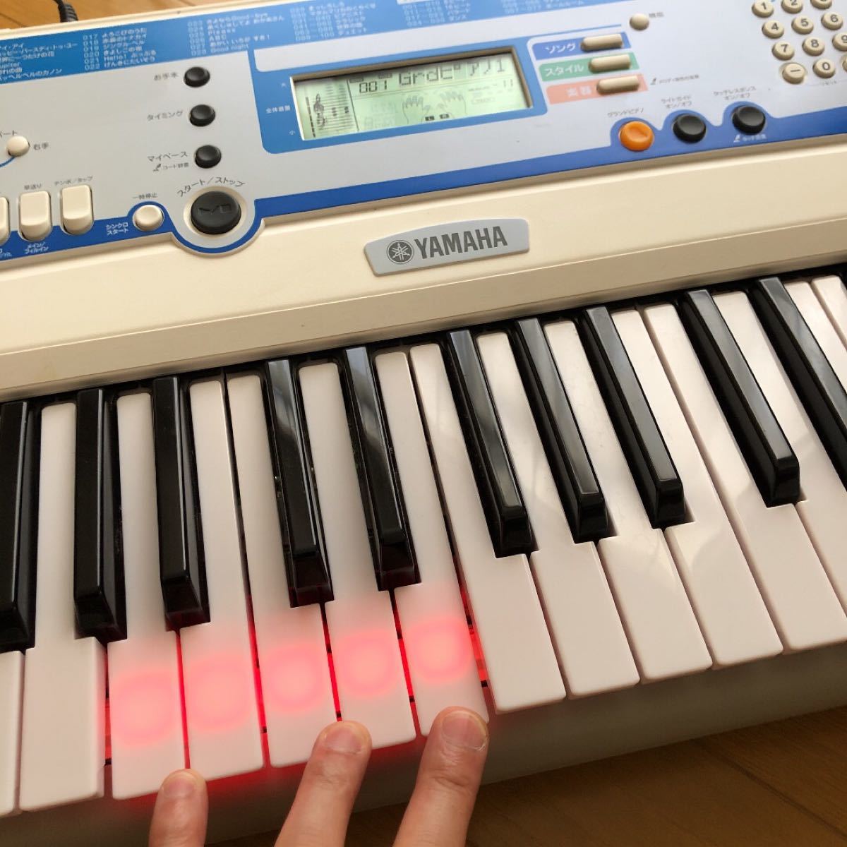 YAMAHA 電子キーボード(EZ-J200)美品ですが|Yahoo!フリマ(旧 YAMAHA 電子キーボード(EZ-J200)美品ですが|Yahoo!フリマ(旧